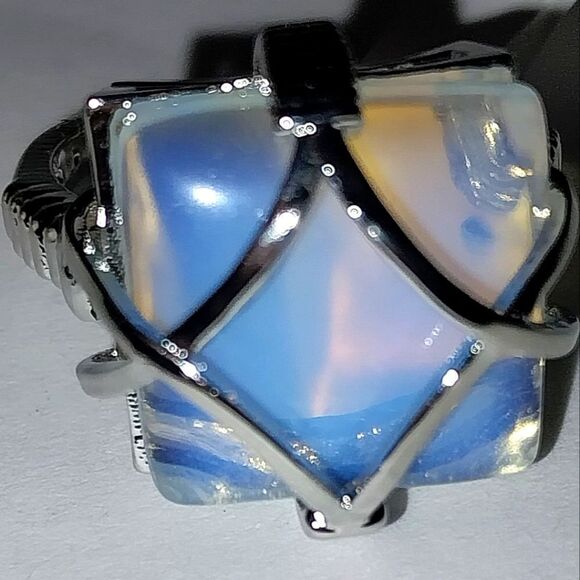 Beautiful vintage caged moonstone ring sz.6 - Picture 5 of 9